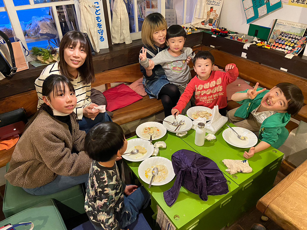 特定非営利活動法人　こどもの未来をかんがえる会